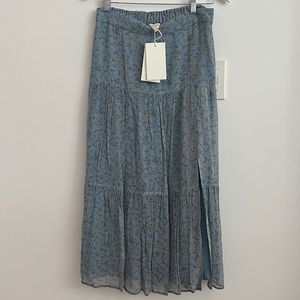 NWT Sezane blue floral skirt with slit